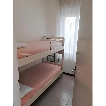 Erikbeach Trilo Apartment *